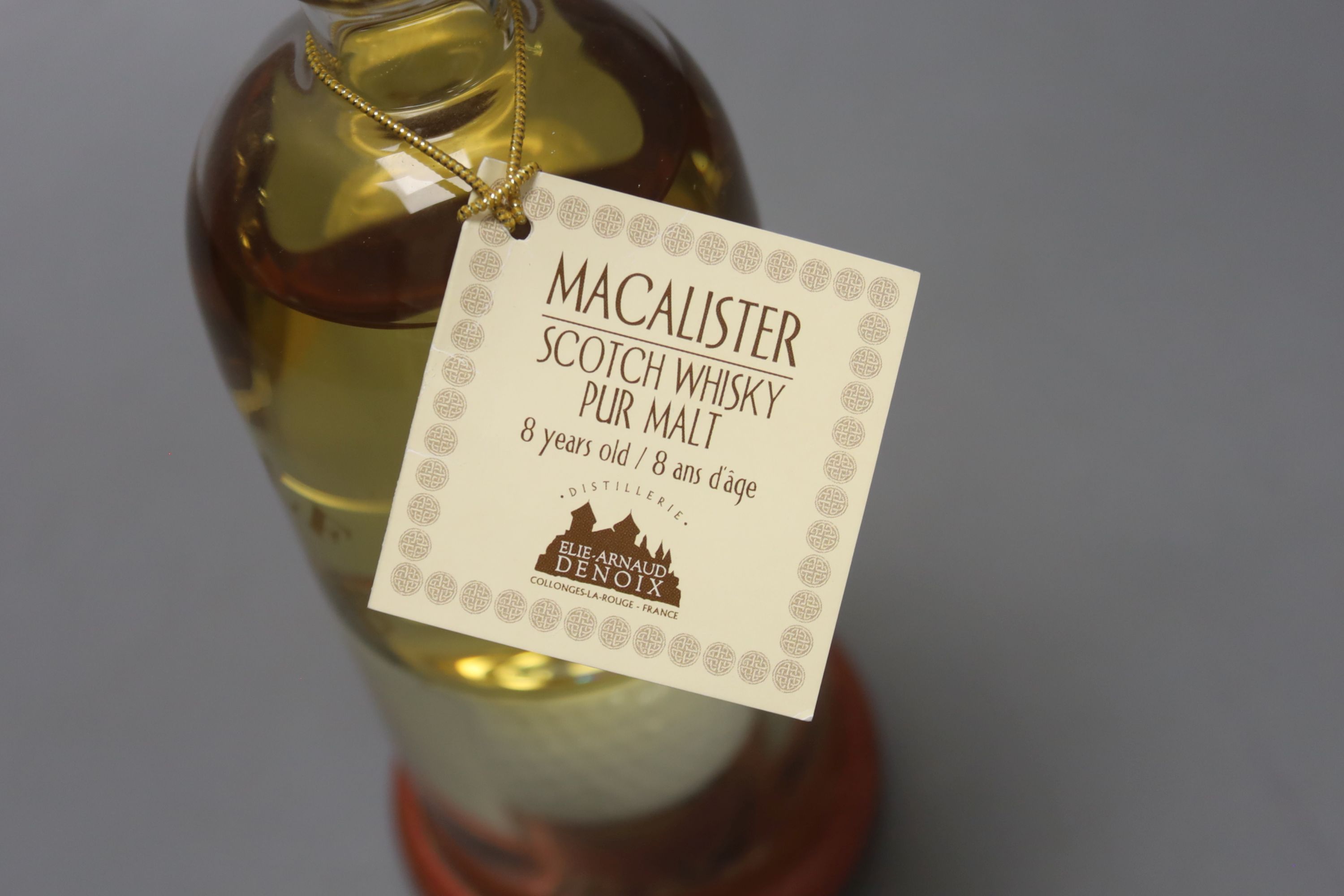 A Macalister Scotch Whisky Pure Malt, 'Golf Club', Aged 8 Years